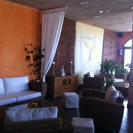 Pique Hotel